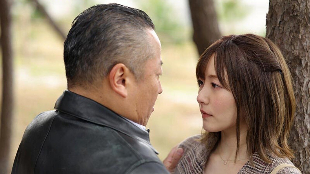 A Single Mom Working as a Cashier Becomes a Cheated Wife Overnight. When She and Another Betrayed Partner Unleashed Their Pent-Up Frustrations, Their Sexual Compatibility Was So Perfect - Hikari Aozora