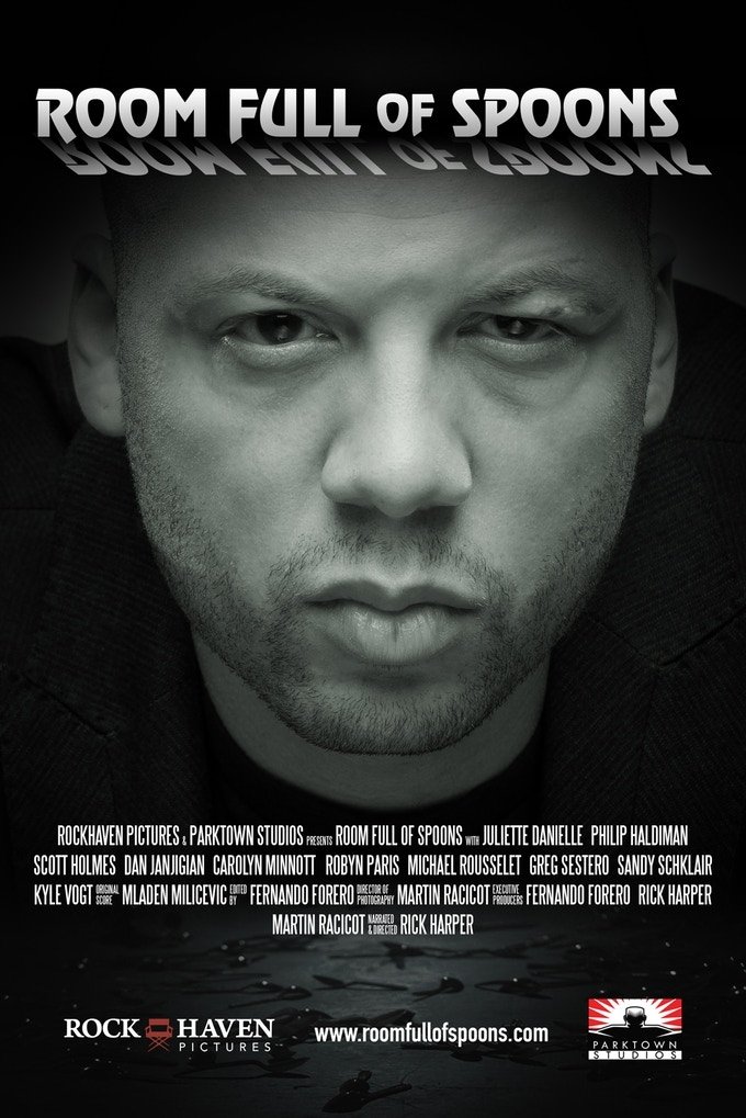 Affiche du film Room Full of Spoons