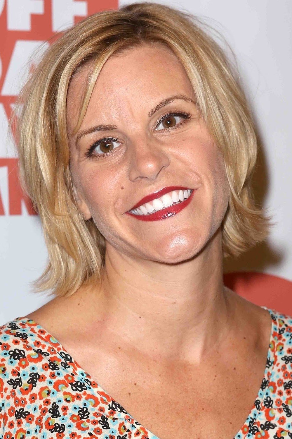 Foto de Jenn Colella