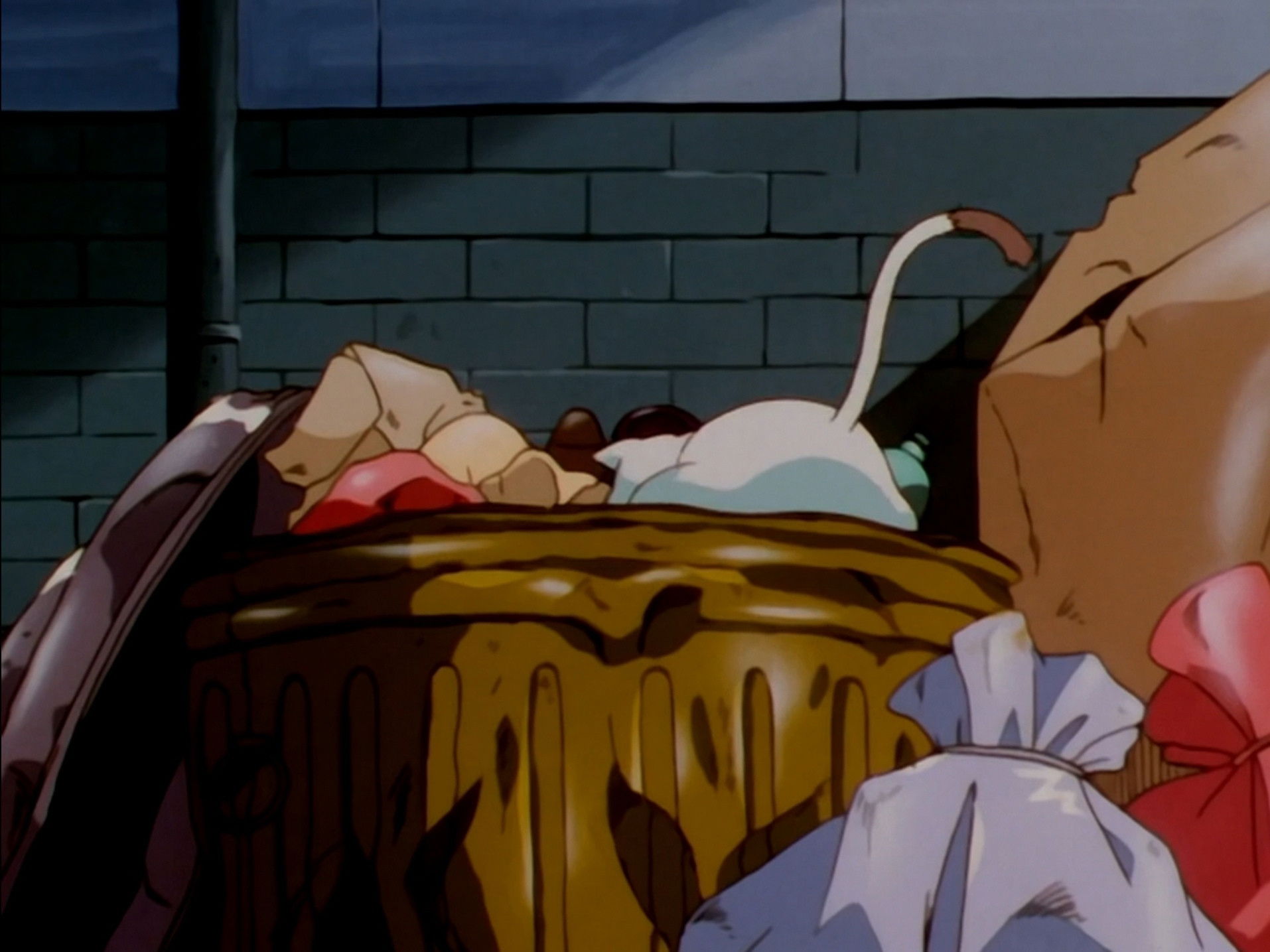 The Encroaching Terror!! Honey Targeted