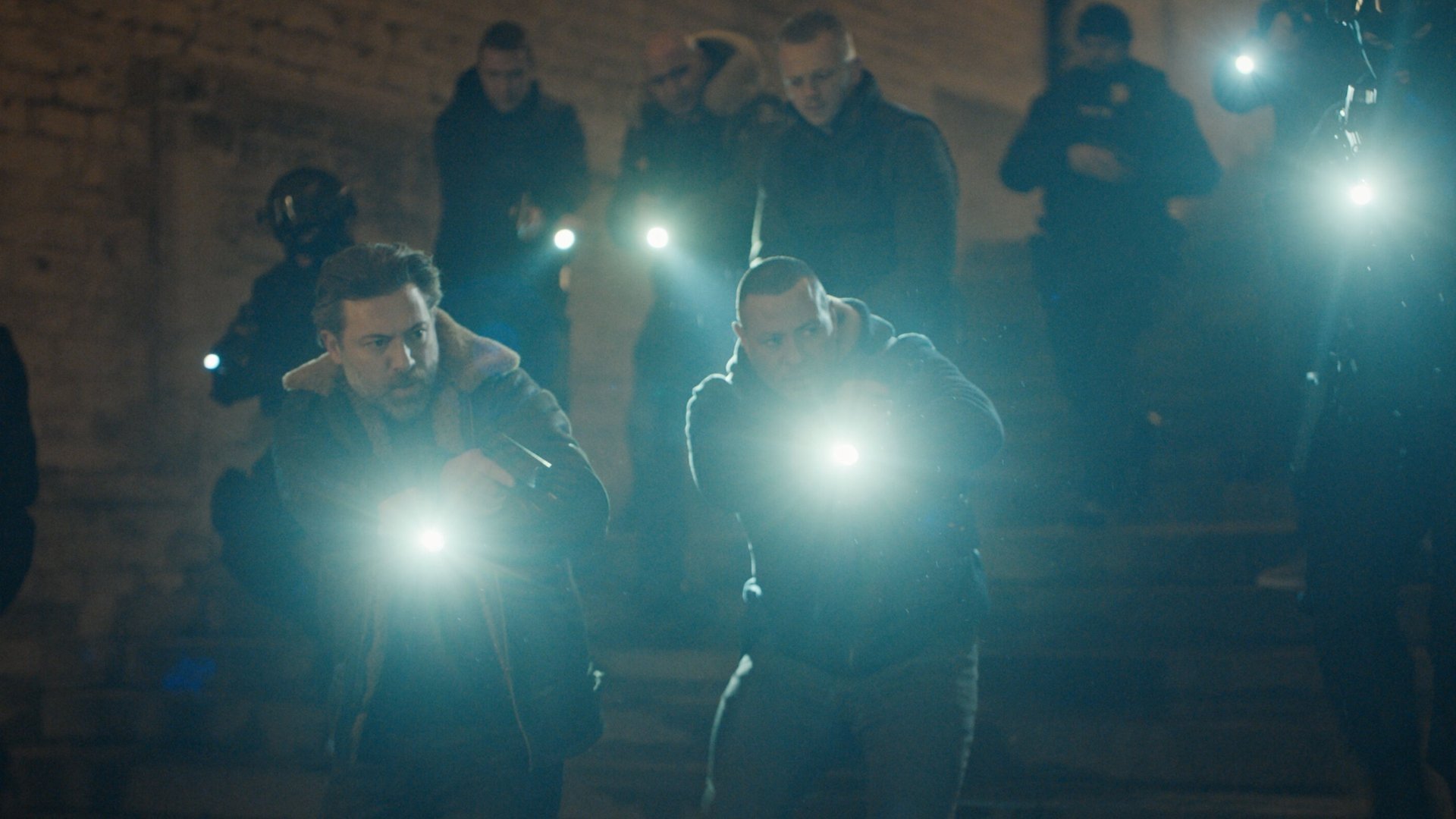 Black-out 1×7
