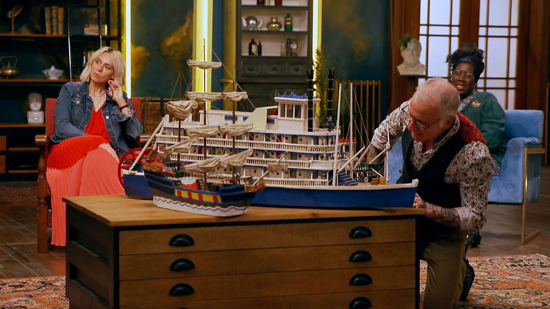 Gold Chains, Gamelan, James Isherwood Painting