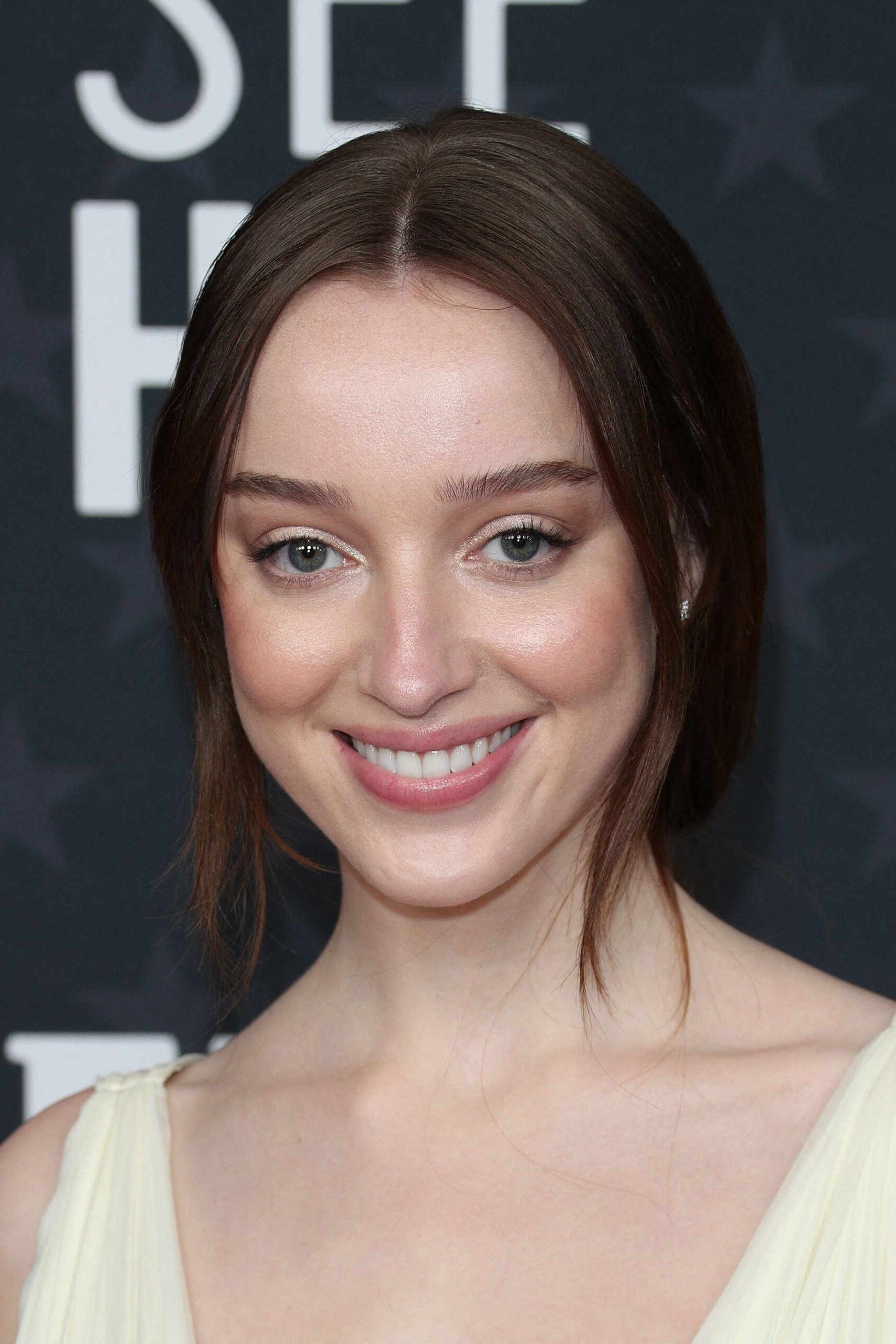 Foto de Phoebe Dynevor
