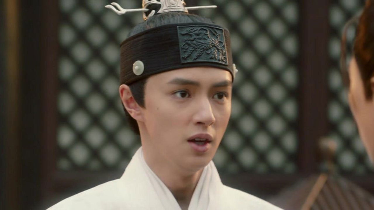 The Hidden Mastermind