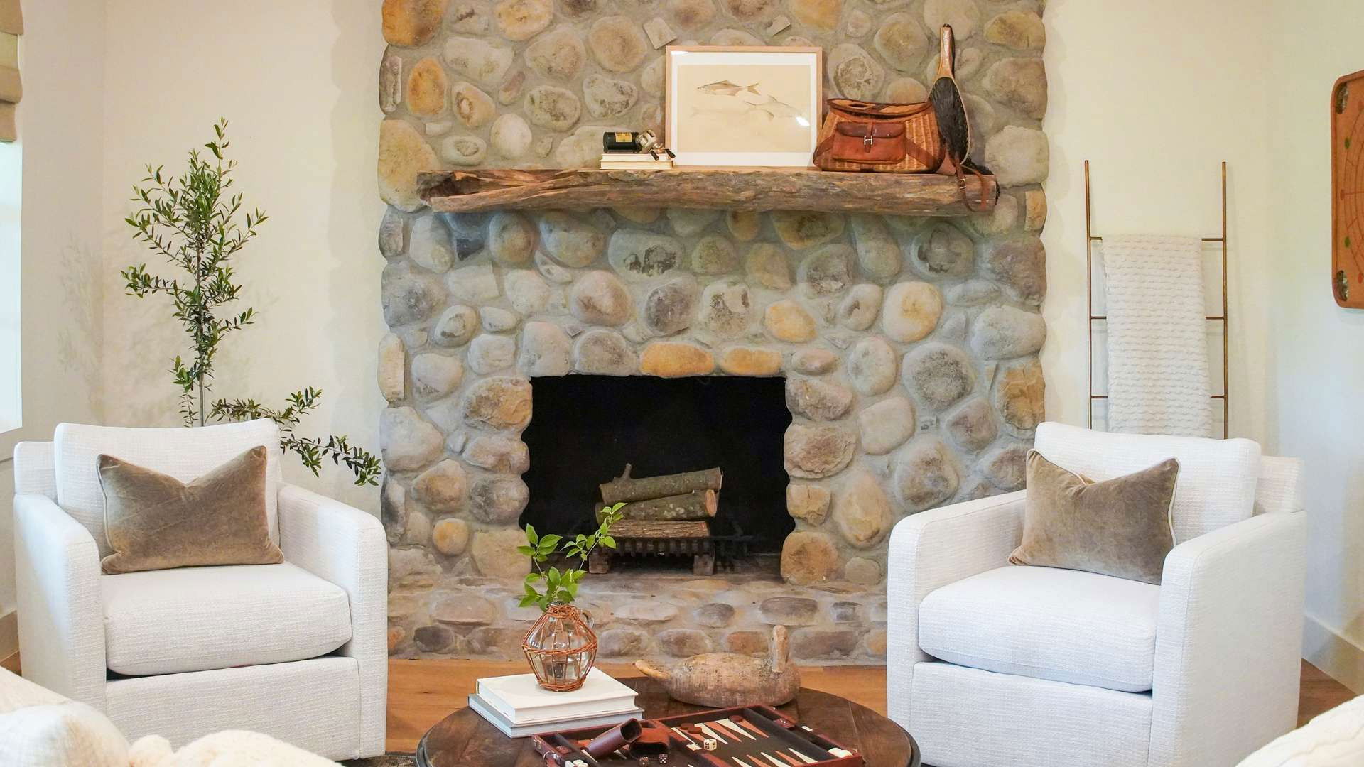 Modern Cabin in the Woods