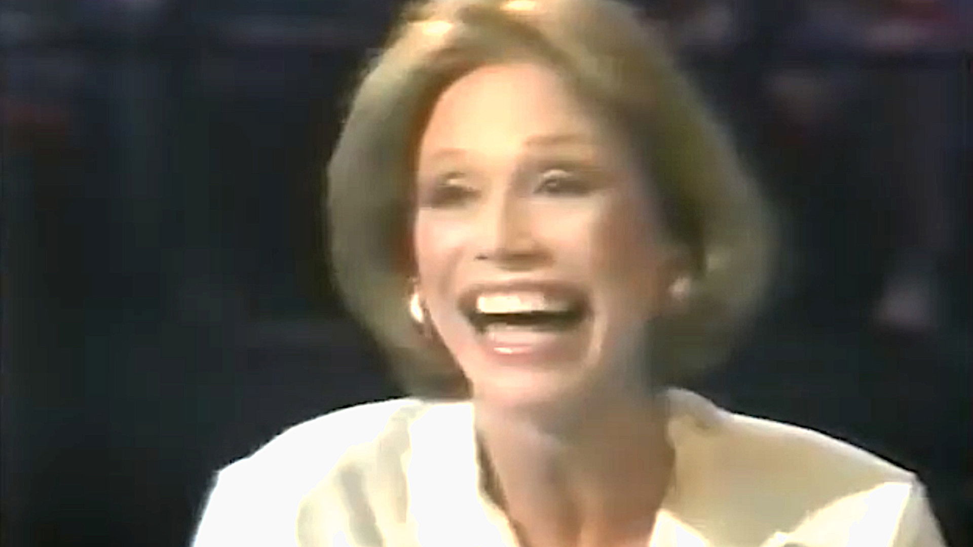 Episode 2: Mary Tyler Moore - Robin Leach