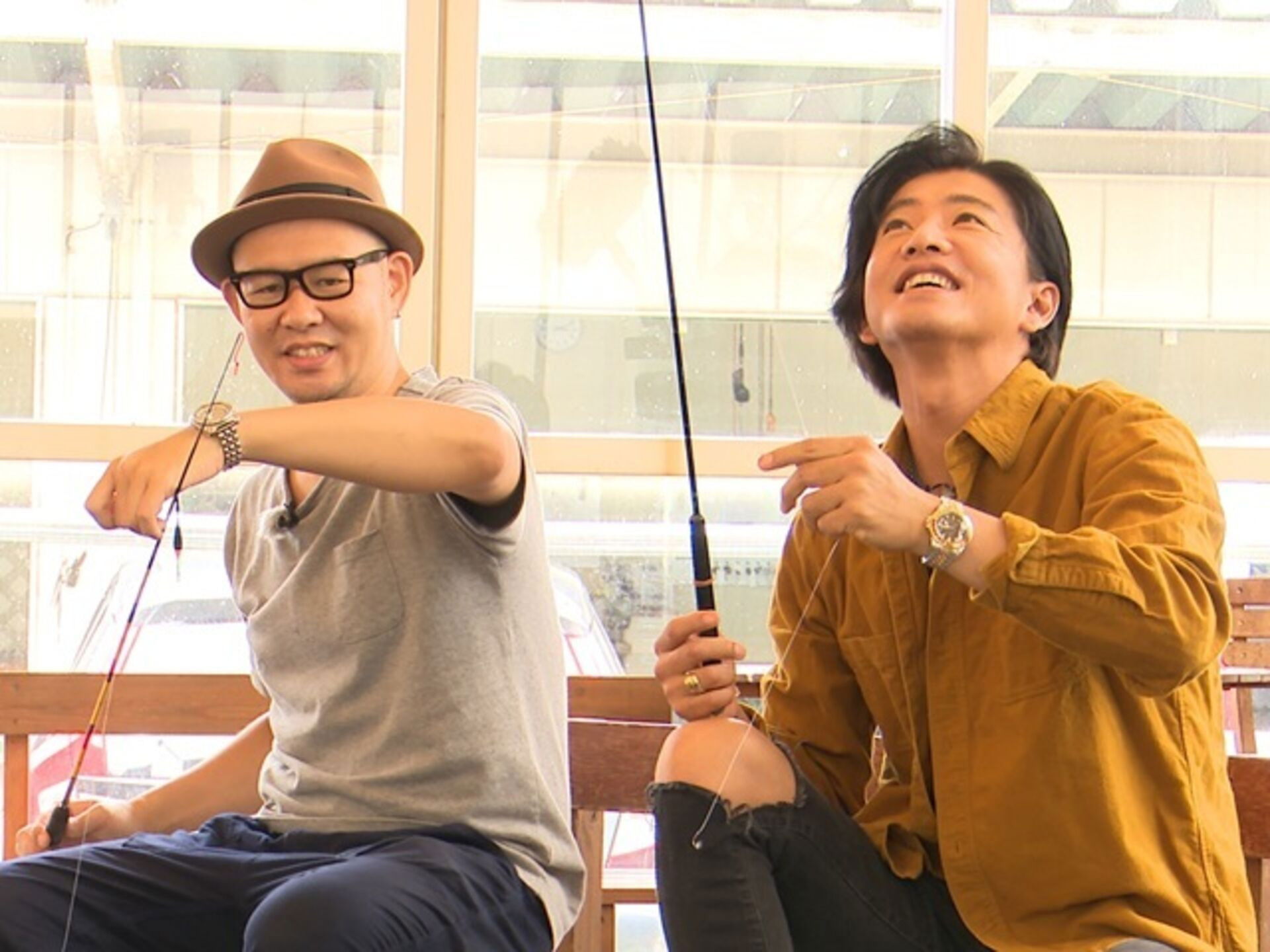 Takuya Kimura goes Fishing