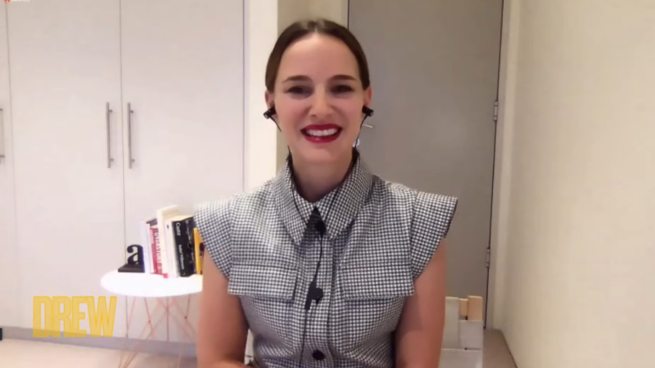 Natalie Portman, Damona Hoffman