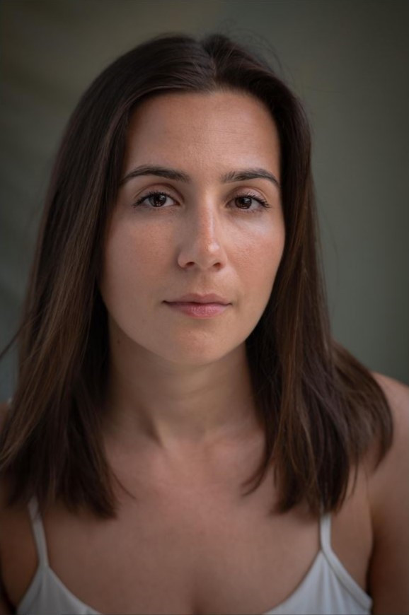 the profile picture of Poppy Abbott