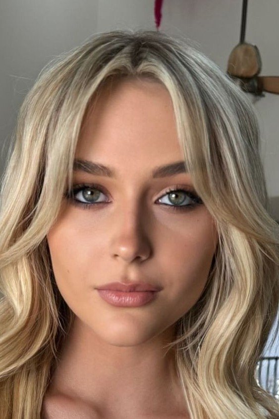 Foto de Alyvia Alyn Lind