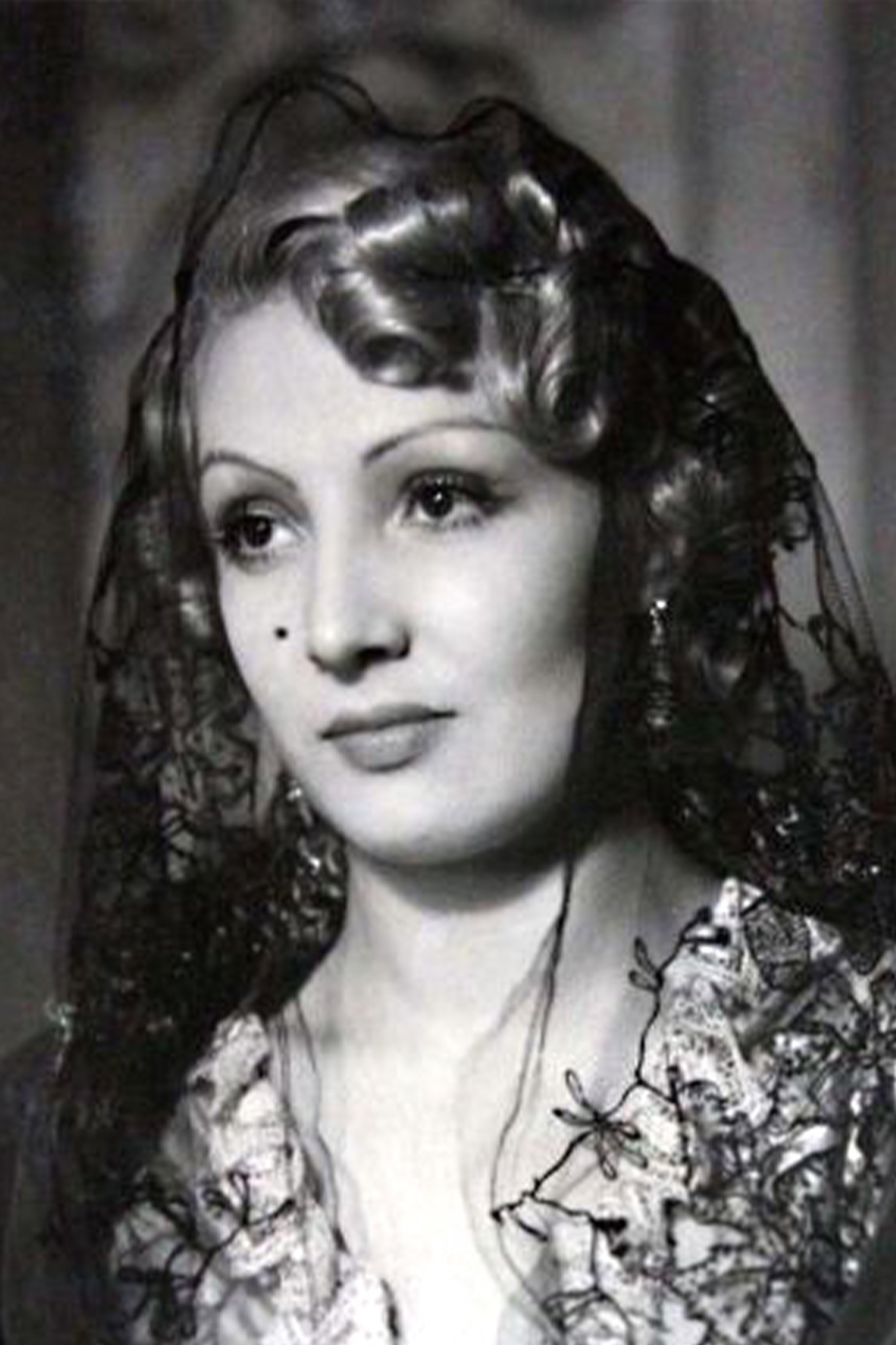 Foto de Cahide Sonku