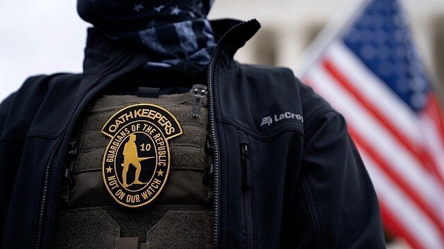 60 Minutes 53×31 – The Oath Keepers; Race and Health; Viola Davis