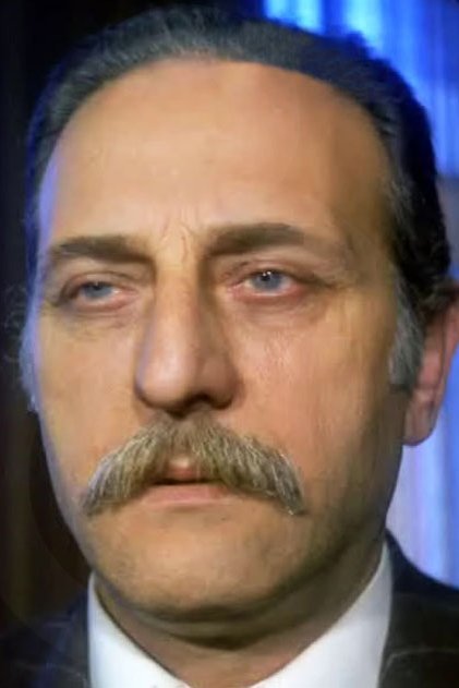 Foto de Zeki Tüney