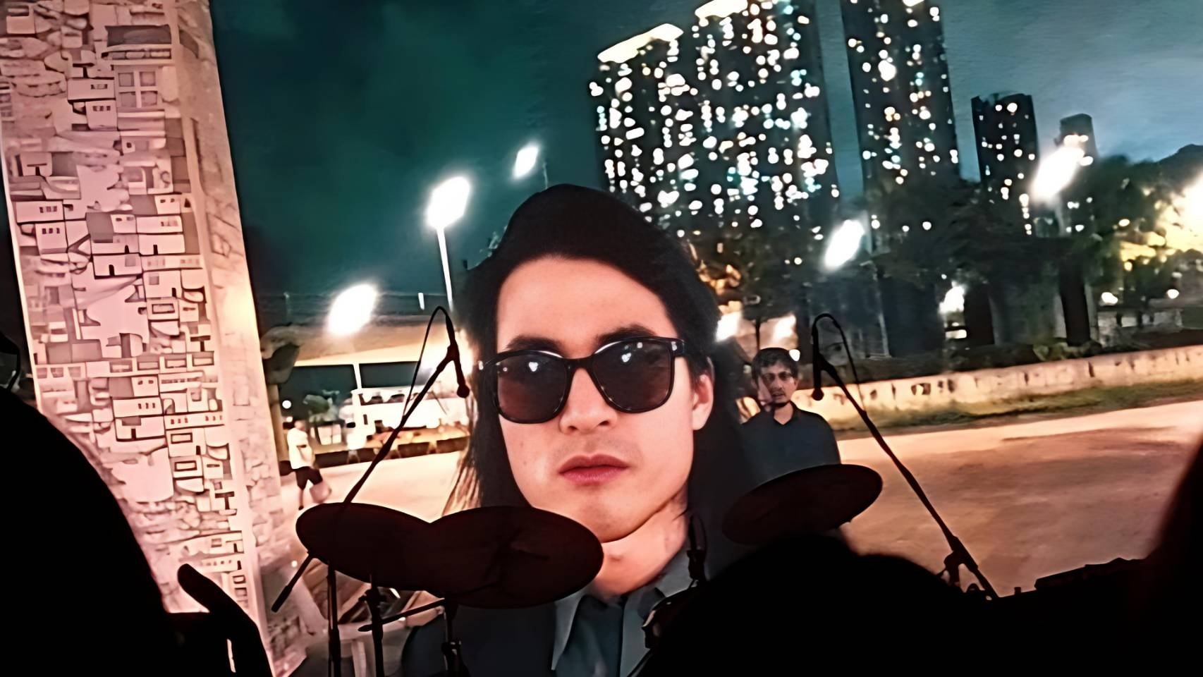 betcover!! HongKong: Falconman vs. Dr. Power' s creation