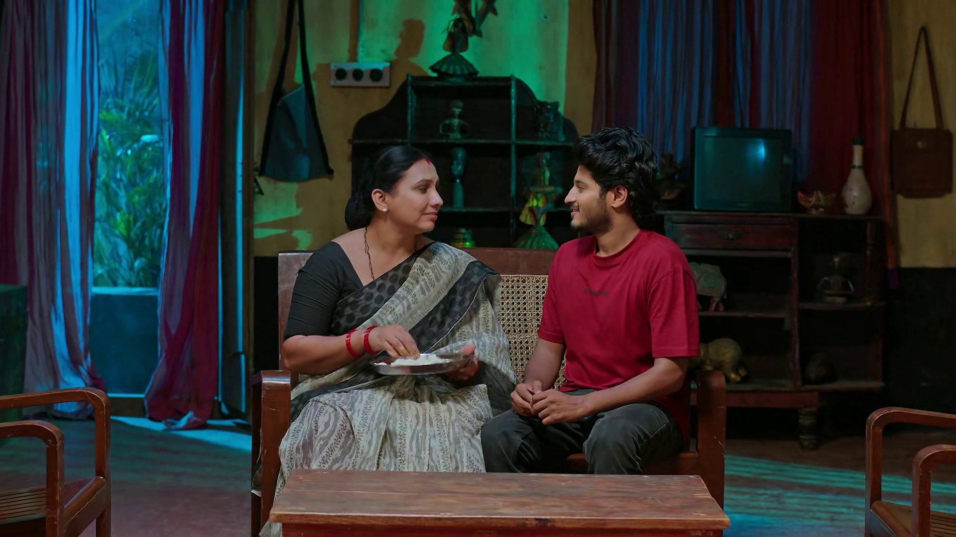 Kanna, Jamuna's Emotionoal Reunion