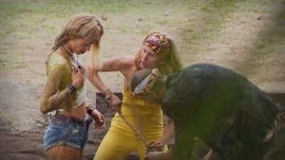 The glamor world has entered the mud