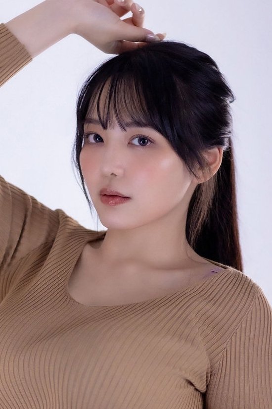 Foto de 恋渕ももな