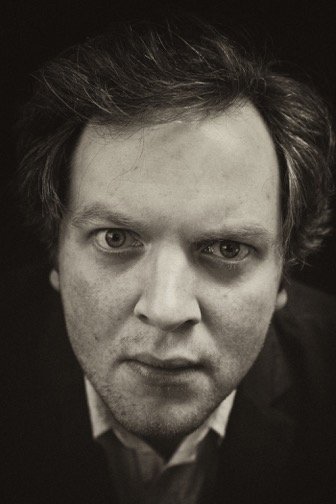Foto de Miles Jupp