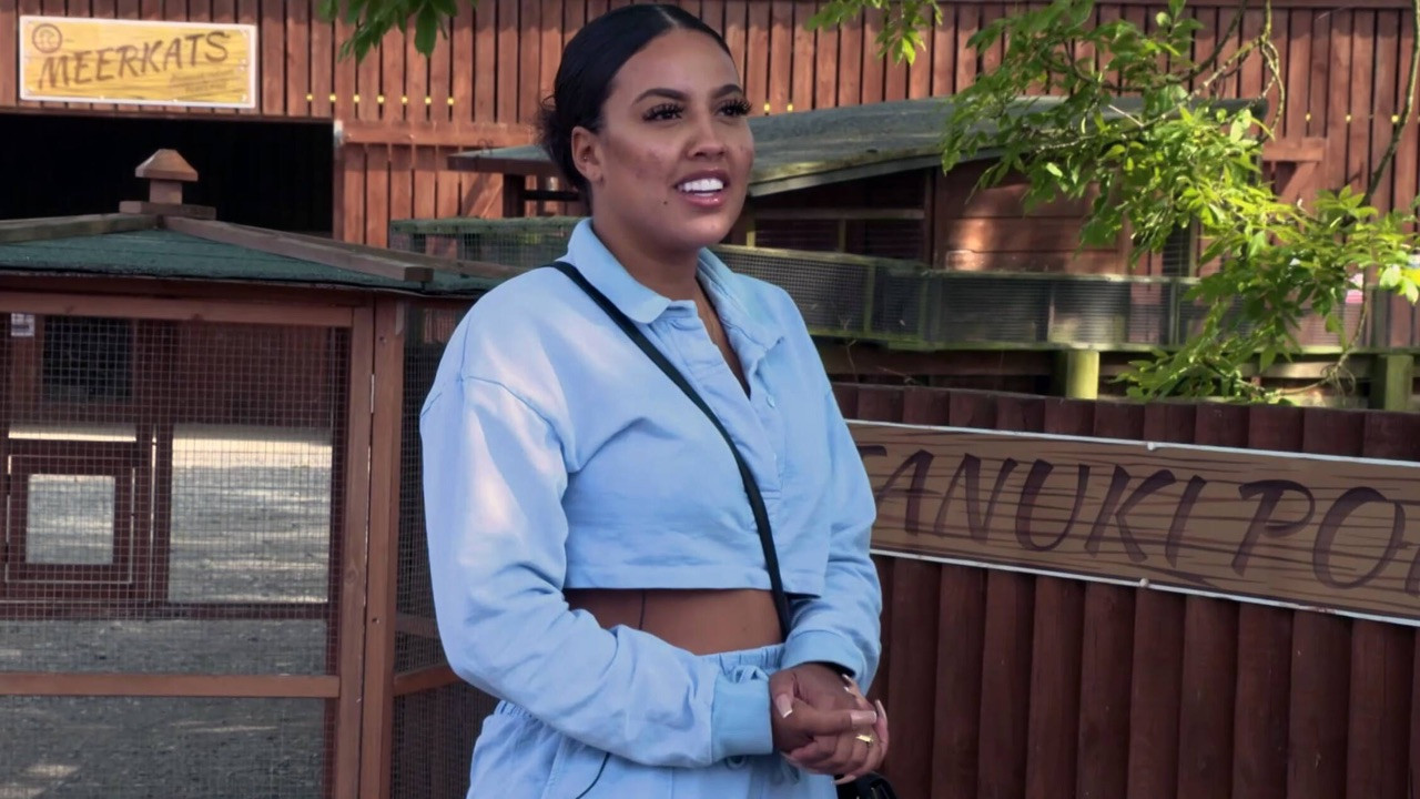 Mums Move In: Sassi and Amber