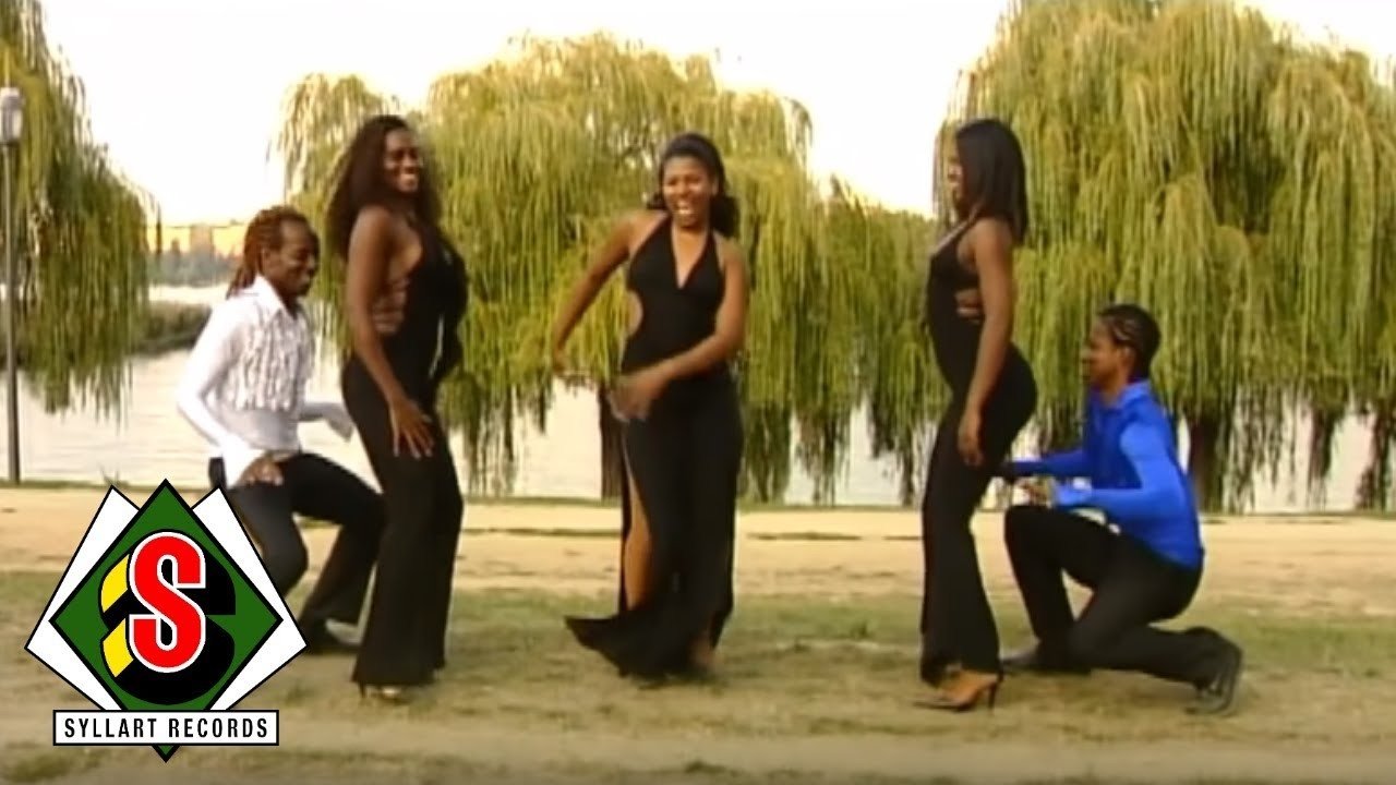 Africando - Martina & Betece (les clips)