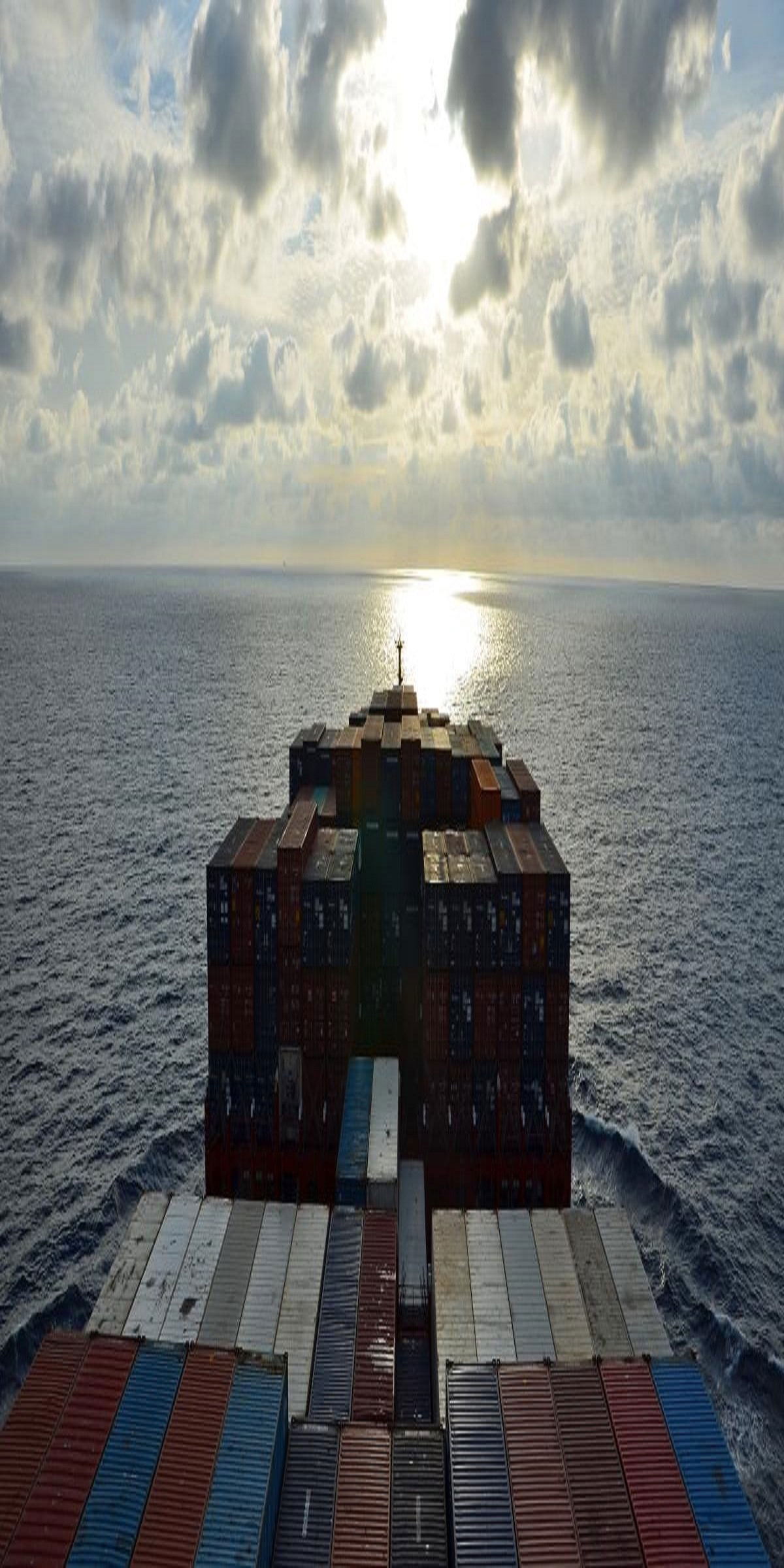 Poster de 50.000 PS auf hoher See - Containerriese RHL Calliditas
