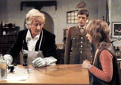 Doctor Who 8×2 – Terror of the Autons (2)