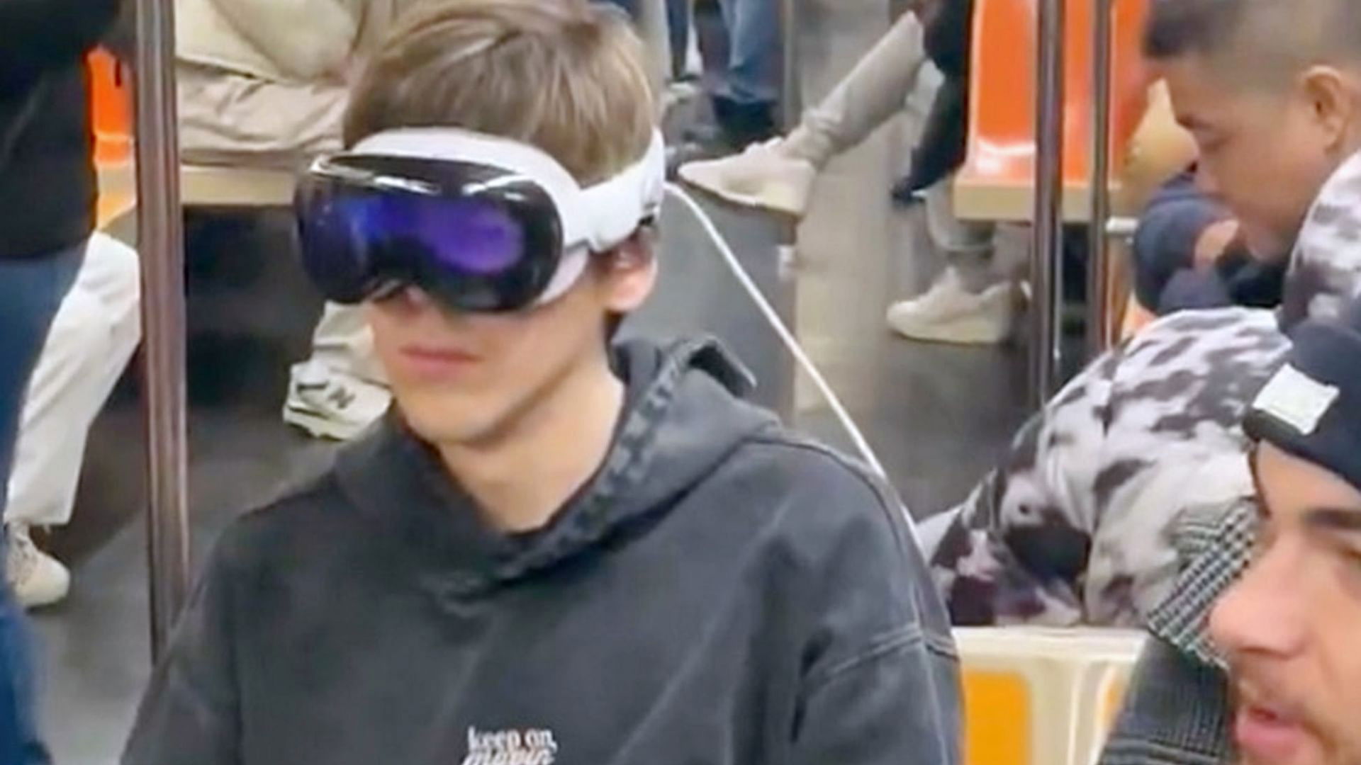 Apple Vision Pro: "Stranger Man" on the Subway - Alone Together?