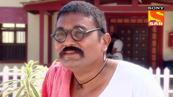 Santosh Flirts With Laali