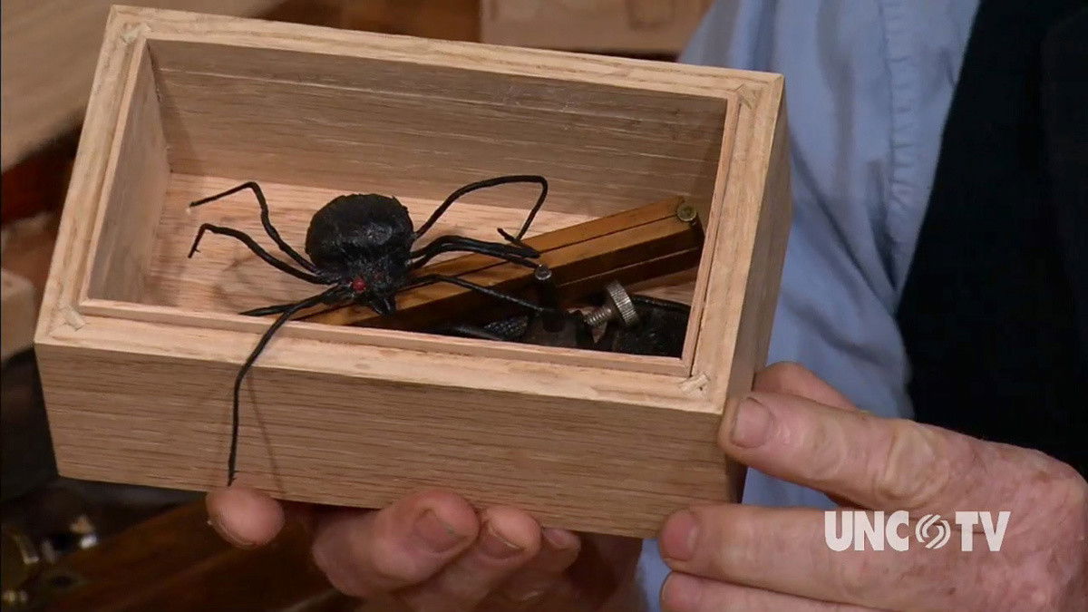 The Eleven Grooved Box