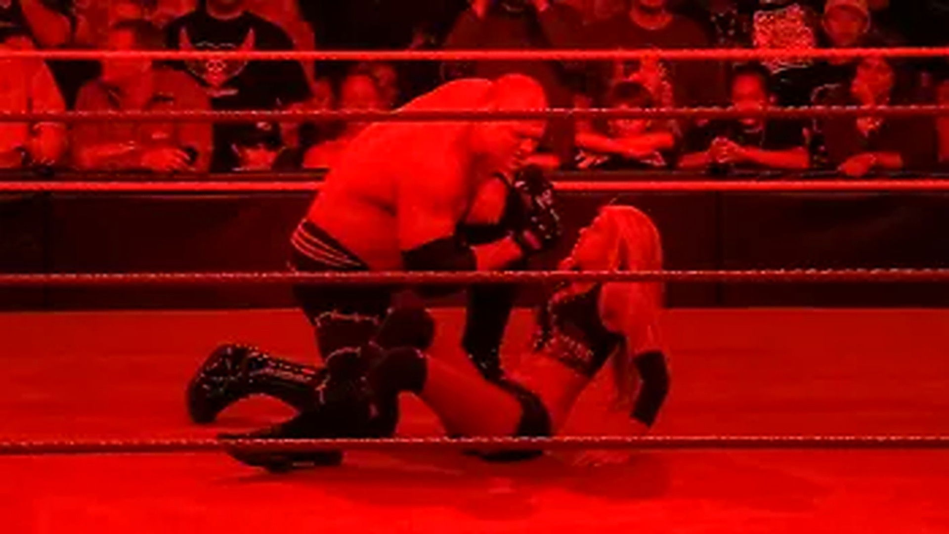 WWE Monday Night RAW #815