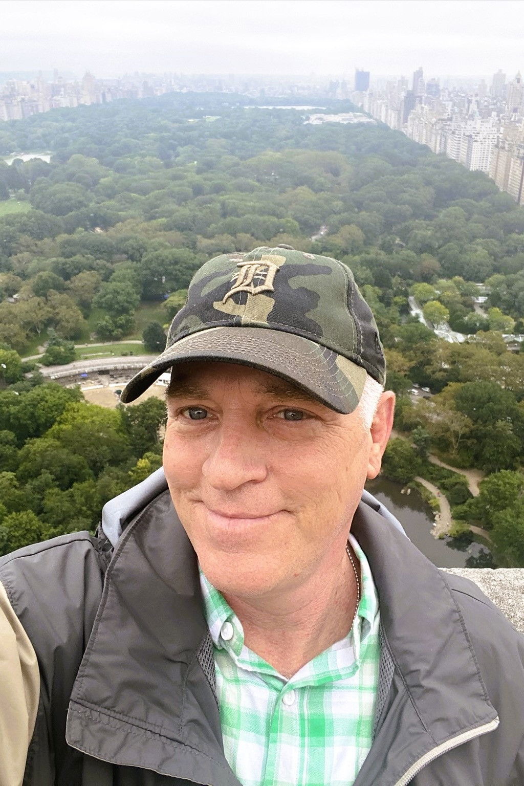 Bruce Wayne Gillies/First Assistant Director