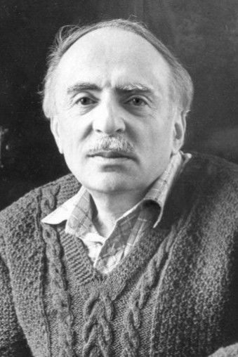 Эмиль Брагинский/Screenplay