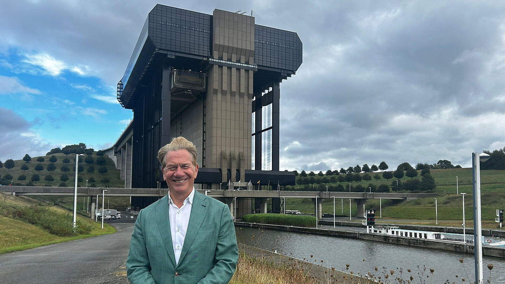 Brussels to La Louvière