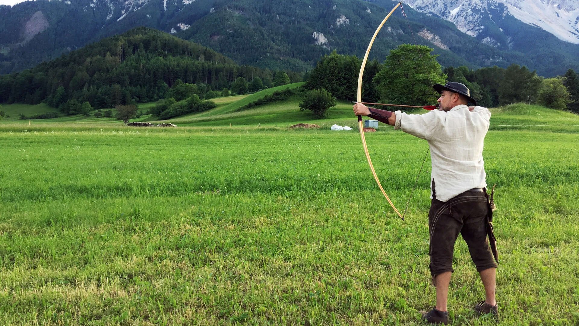 World of Weapons 1×1