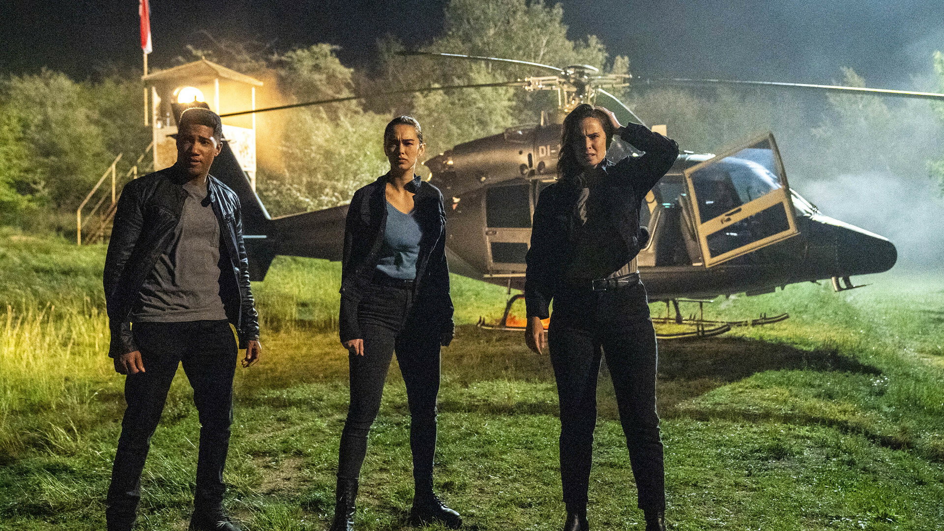 FBI: Internacional 2×4