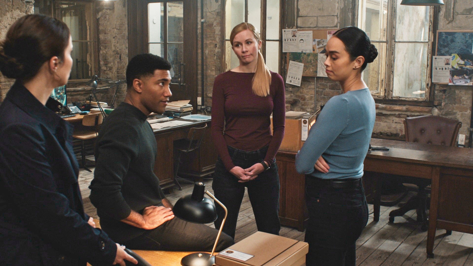 FBI: Internacional 2×8