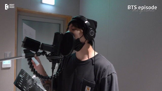 'Left and Right (Feat. Jung Kook of BTS)' Recording Sketch - BTS (방탄소년단)