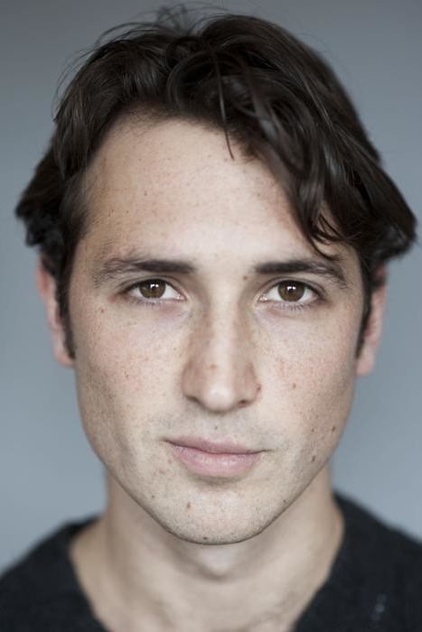 Foto de Ben Lloyd-Hughes