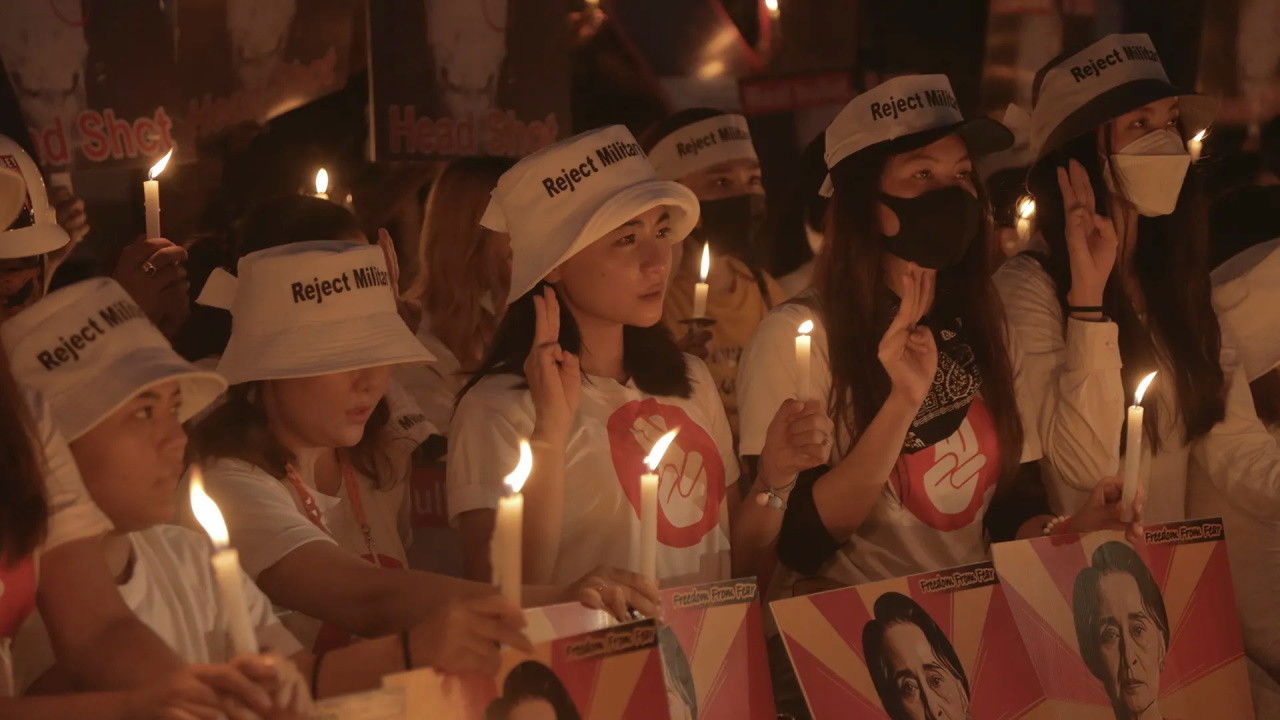 #WhatsHappeningInMyanmar