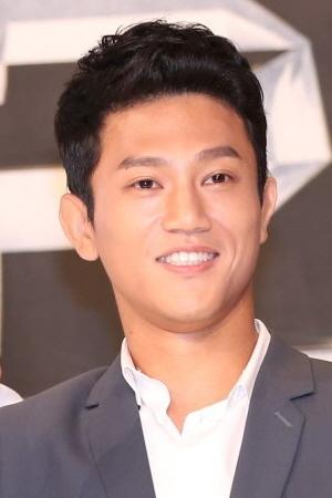 Foto de Cho Jun-ho