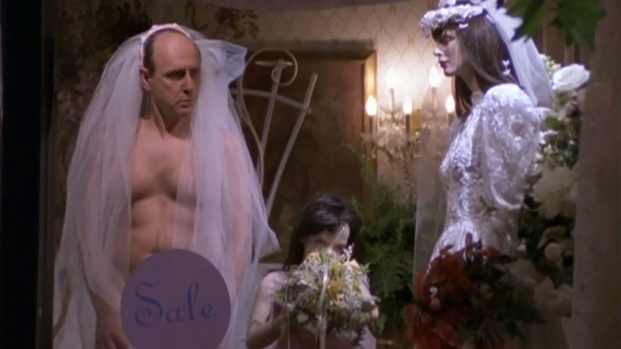 Caroline and the New Neighbor