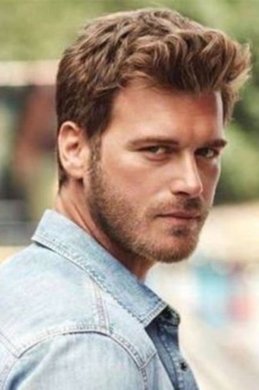 Foto de Kıvanç Tatlıtuğ