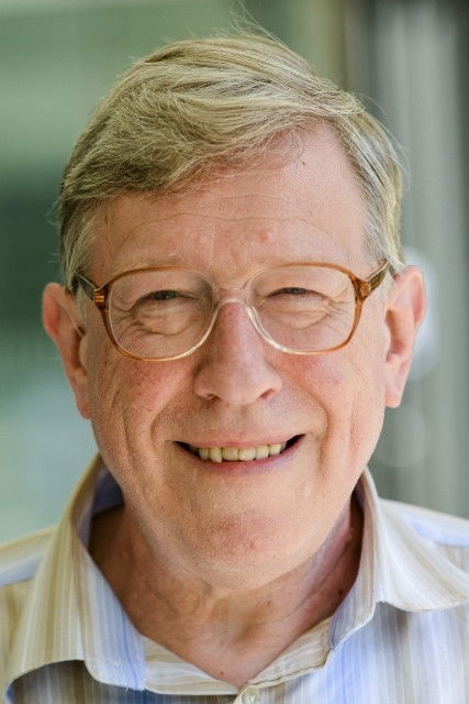 et billede af W. Stephen Gilbert