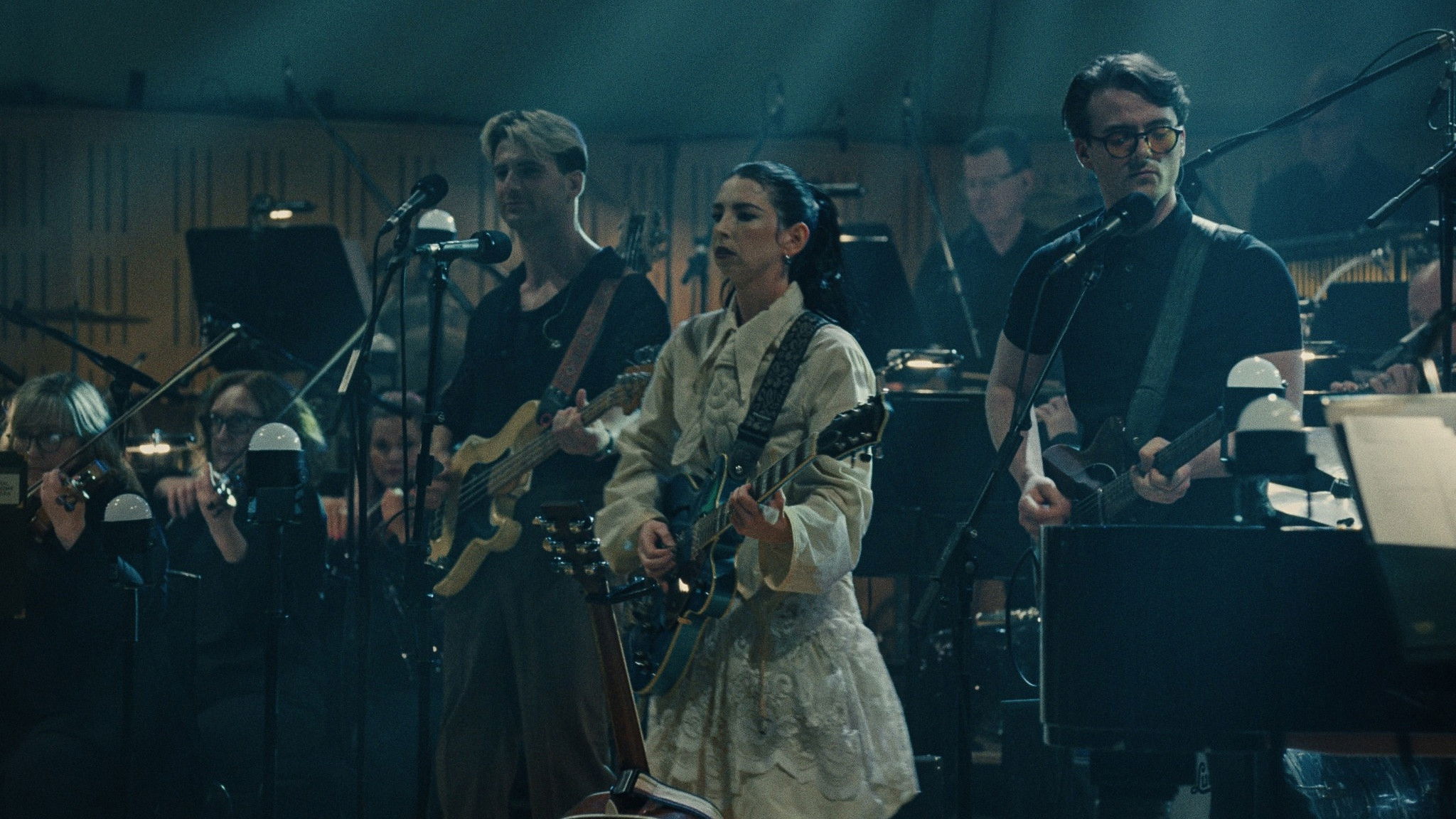 Imagem do Filme Straight Into The Arms Of Something