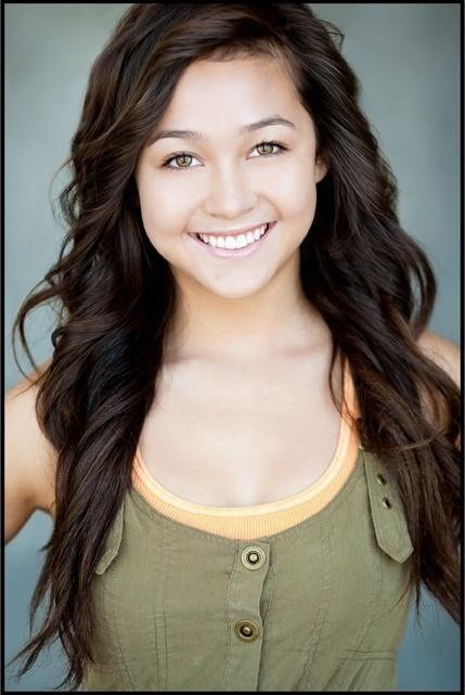 et billede af Chelsea Mae Leung