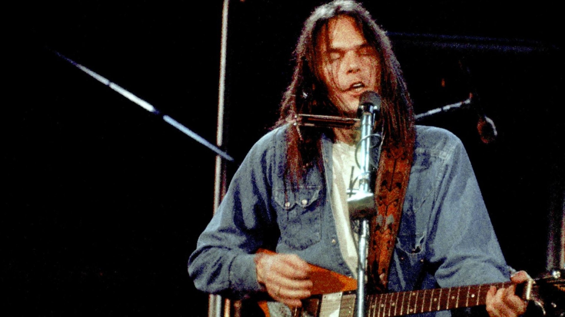 Neil Young: Don't Be Denied