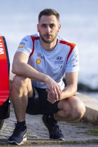 et billede af Anthony Barth