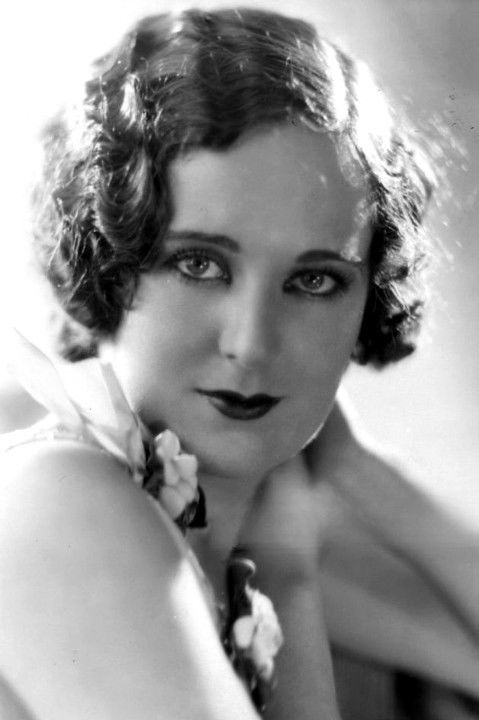 et billede af Mary Lawlor