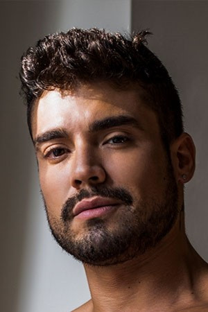 et billede af Dann Grey