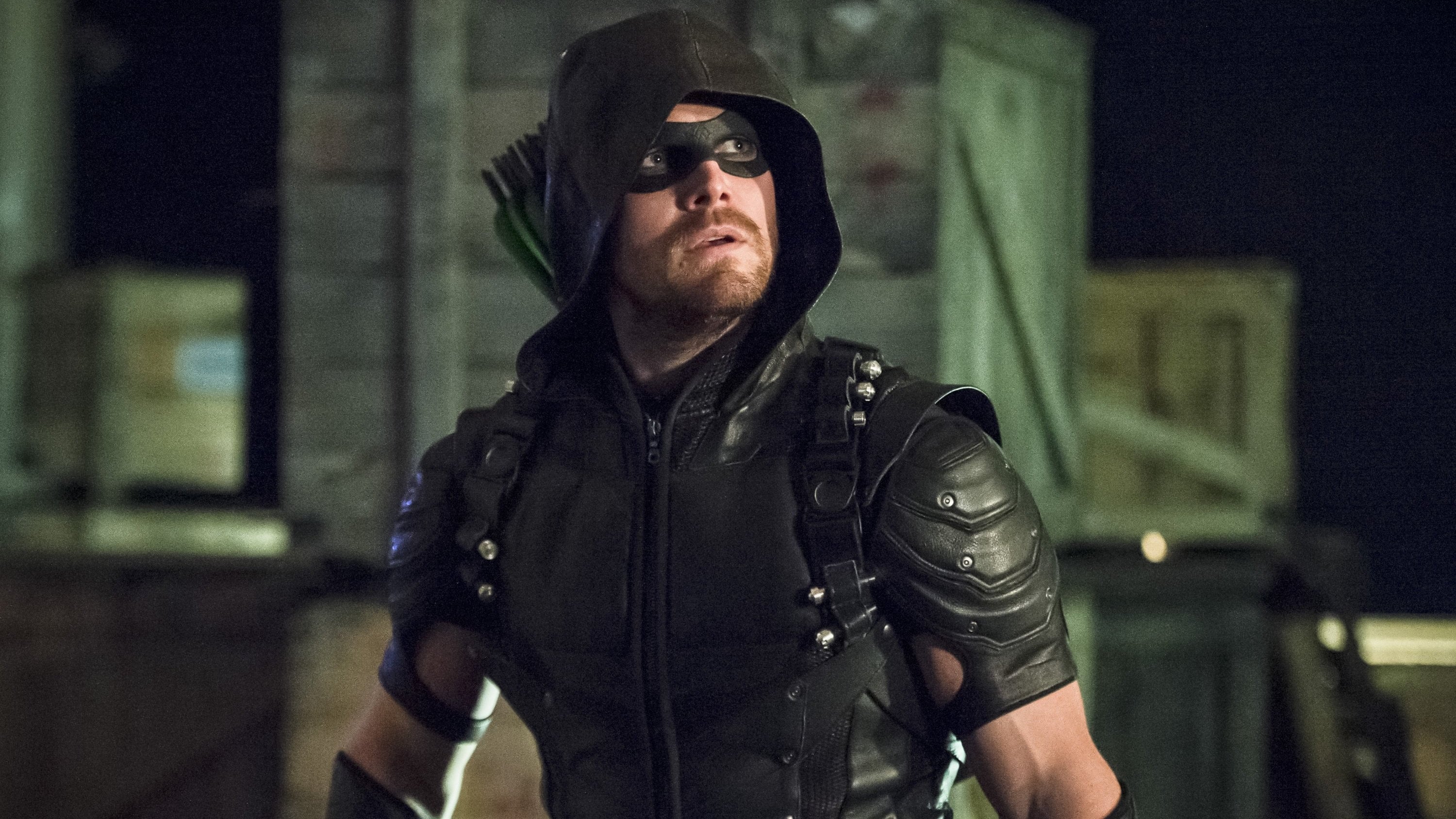 Image avec Stephen Amell 15mu3647no3gfbcmd8xai5wdbaajpg